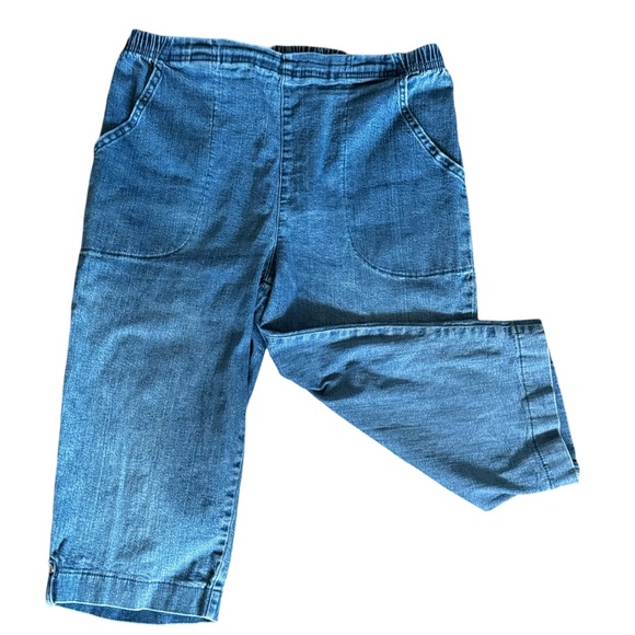 Stretchy Capri Jeans Sz M - Picture 2 of 8